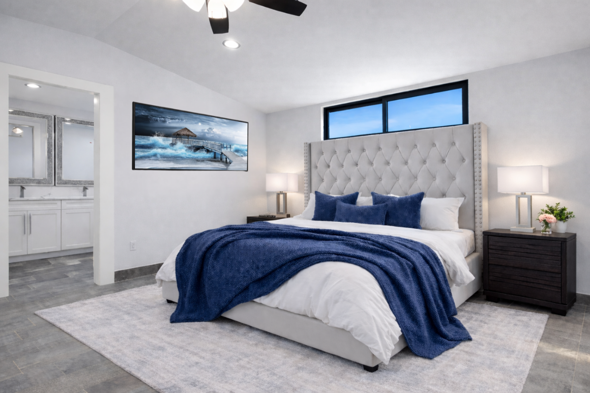 Ocean view king suite with ensuite bath